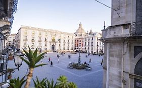 Charme Catania Central Suites