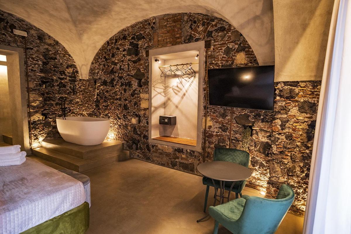 Charme Catania Central Suites Exterior photo
