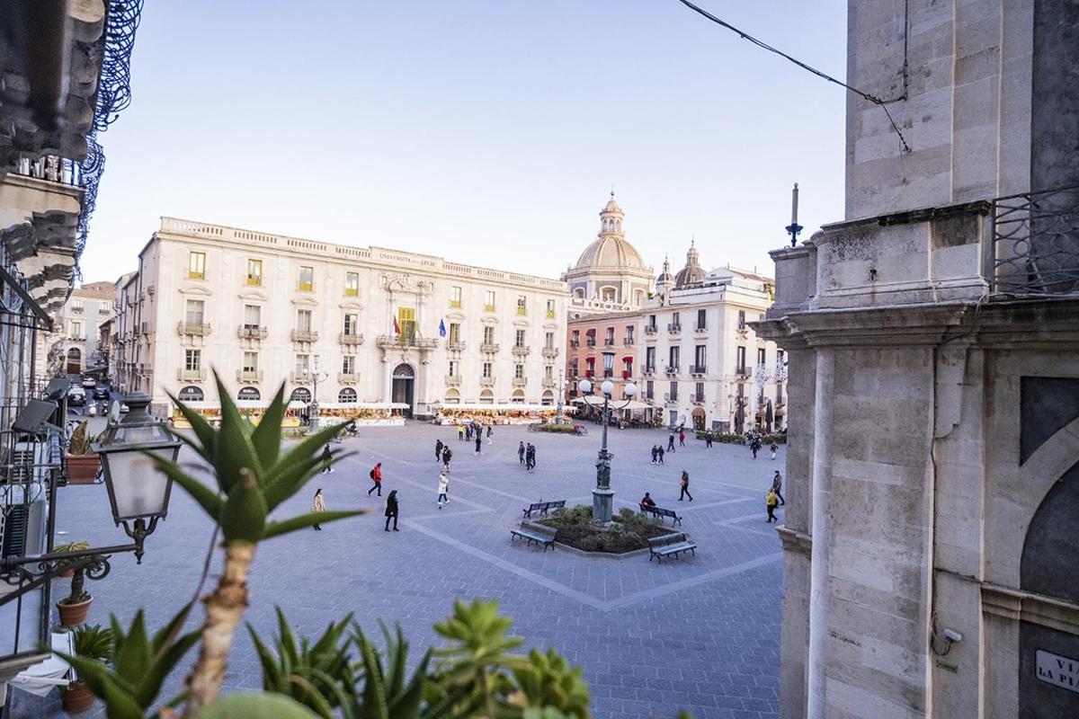Charme Catania Central Suites Exterior photo